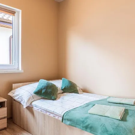 Dom wakacyjny Cuba - Komfortowe W Cichej Okolicy