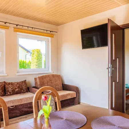 Dom wakacyjny Cuba - Komfortowe W Cichej Okolicy Ostrowo (Puck)